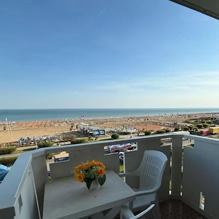 Amazing Beachfront Apartment-beahost * Bibione