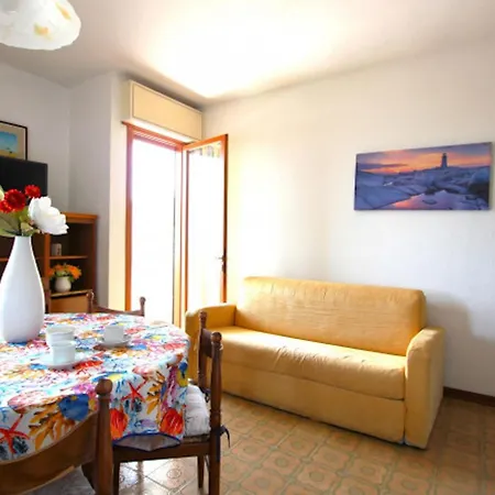 Amazing Beachfront Apartment-beahost Bibione