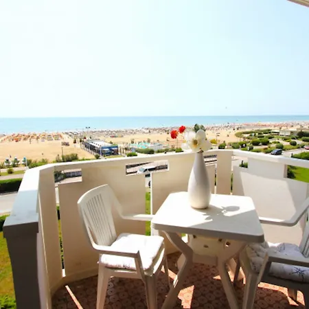 Amazing Beachfront Apartment-beahost * Bibione
